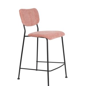 ZUIVER Benson barstol, m. ryglæn og fodstøtte - lyserød fløjl polyester/nylon og sort stål (64,5cm)